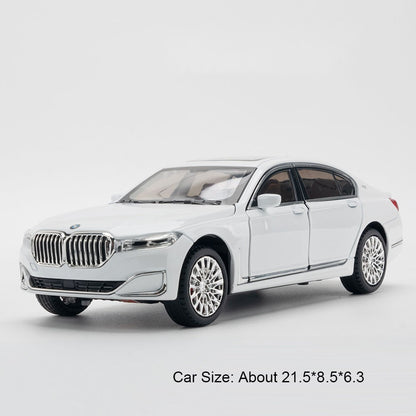 1:24 O 7 760Li Modelo I5 M60 Carro de Liga Fundida Brinquedos 6 Portas Abertas Luz Sonora Puxar para Trás Veículos Miniatura Presentes de Aniversário para Menino