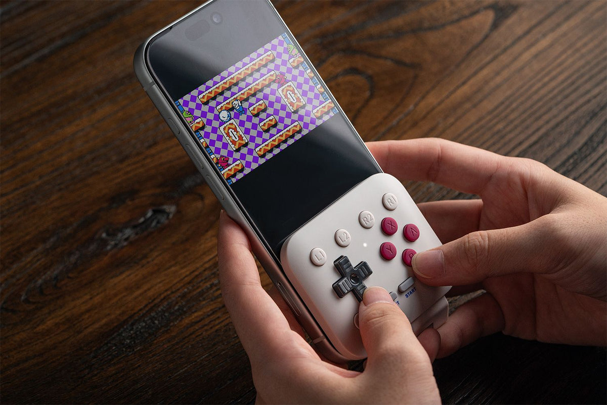 New 8BitDo FlipPad USB-C Flip-Style Mobile Game Controller For iPhone Android Vertical Mobile Gaming Gamepad