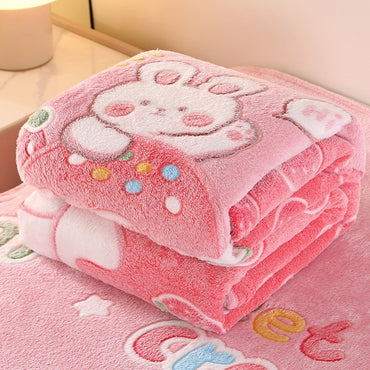 Cozy Floral Flannel Throw Blanket Soft Machine Washable All-Season Comfort with Cute Pink Strawberry Flower Design