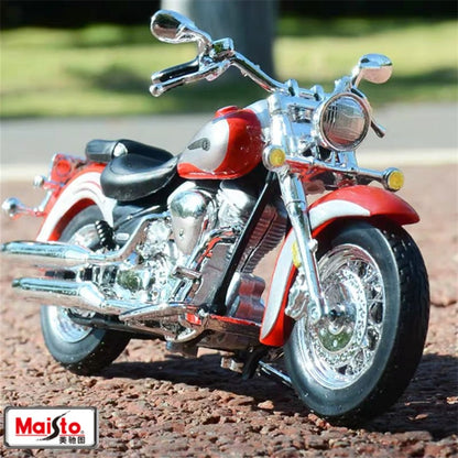 Maisto 1:18 Yamaha Road Star Liga Motocicleta Modelo Diecasts Metal Brinquedo Moto de Corrida de Rua Simulação Presentes Infantis