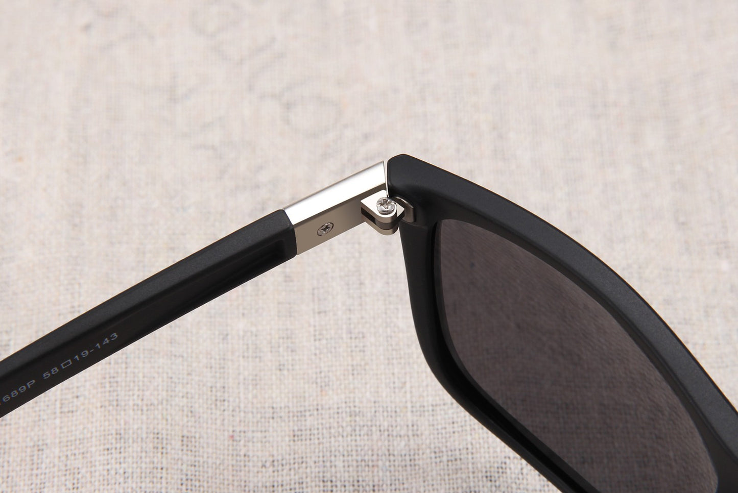 Fashion Square Vintage Polarized Sunglasses Men Women Retro Driving Fishing Sun Glasses UV400 Eyewear