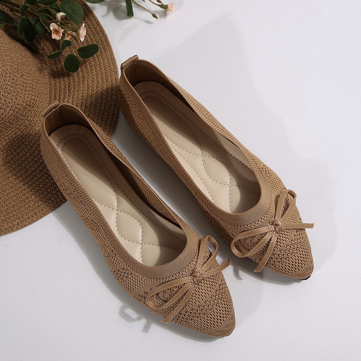 Summer 2024 New Style Pointed Toe Shallow Mouth Breathable Comfortable Casual Flats Shoes Wear-resistant Non-slip Loafers Women