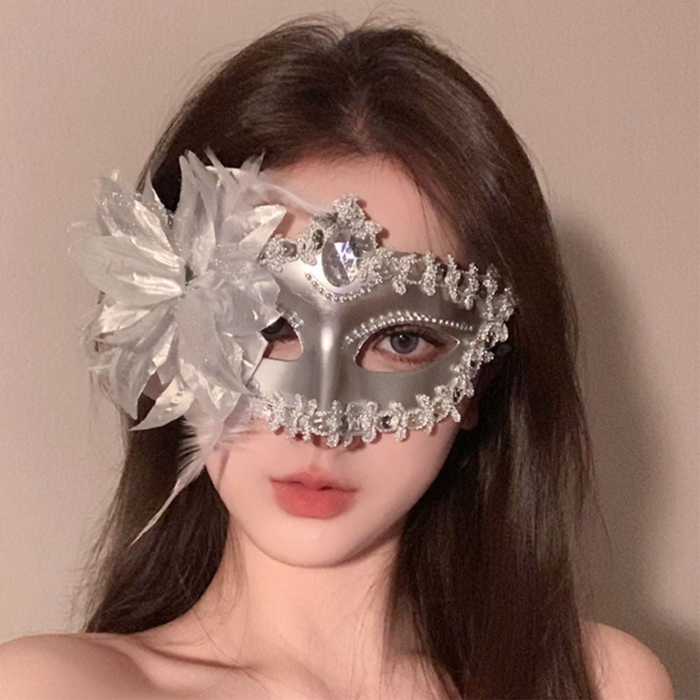 Venetian Party Handheld Masquerade Masks Stick Side Flower Festival Costume Party Half Face Mask Carnival Party