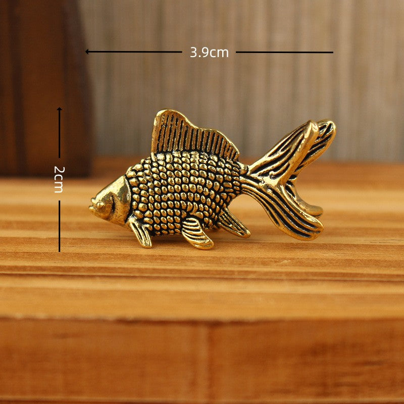 Brass Goldfish Statue Ancient Lifelike Goldfish Figurines Elegant Exquisite Lucky Charm Animal Sculpture Halloween