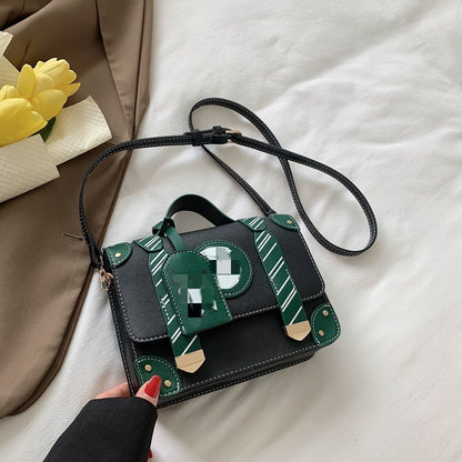 Magic Academy Style Cambridge Bag Handheld Crossbody British Style Postman Bag