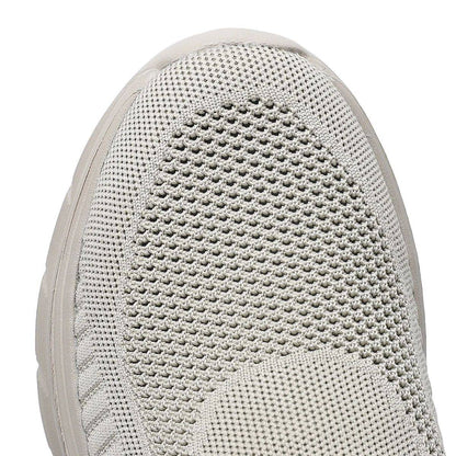 Sapatilhas masculinas leves e respiráveis para corrida e uso casual, com design slip-on, estilo tênis e conforto para treinos de academia.