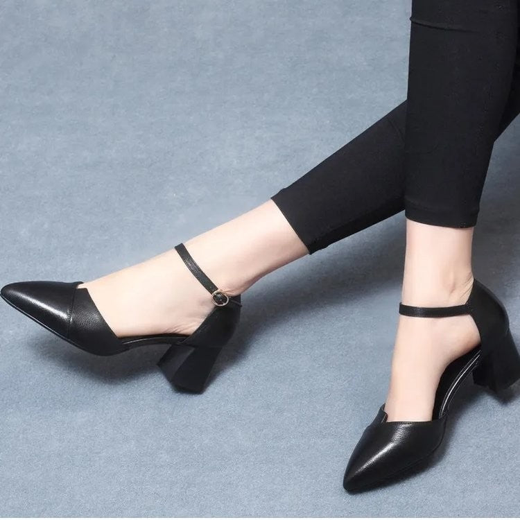 Sandália Feminina Elegante Bege Bico Fino Salto Médio Tira Fina Transpassada Fivela Sapatos de Escritório Diários
