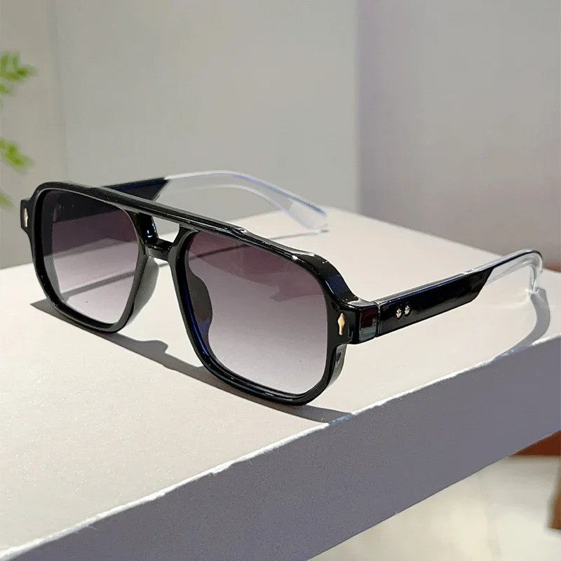 Óculos de Sol Quadrados Masculinos Vintage com Dupla Ponte, Lentes Oceânicas Verdes Modernas UV400, Óculos Femininos com Rebites da Moda