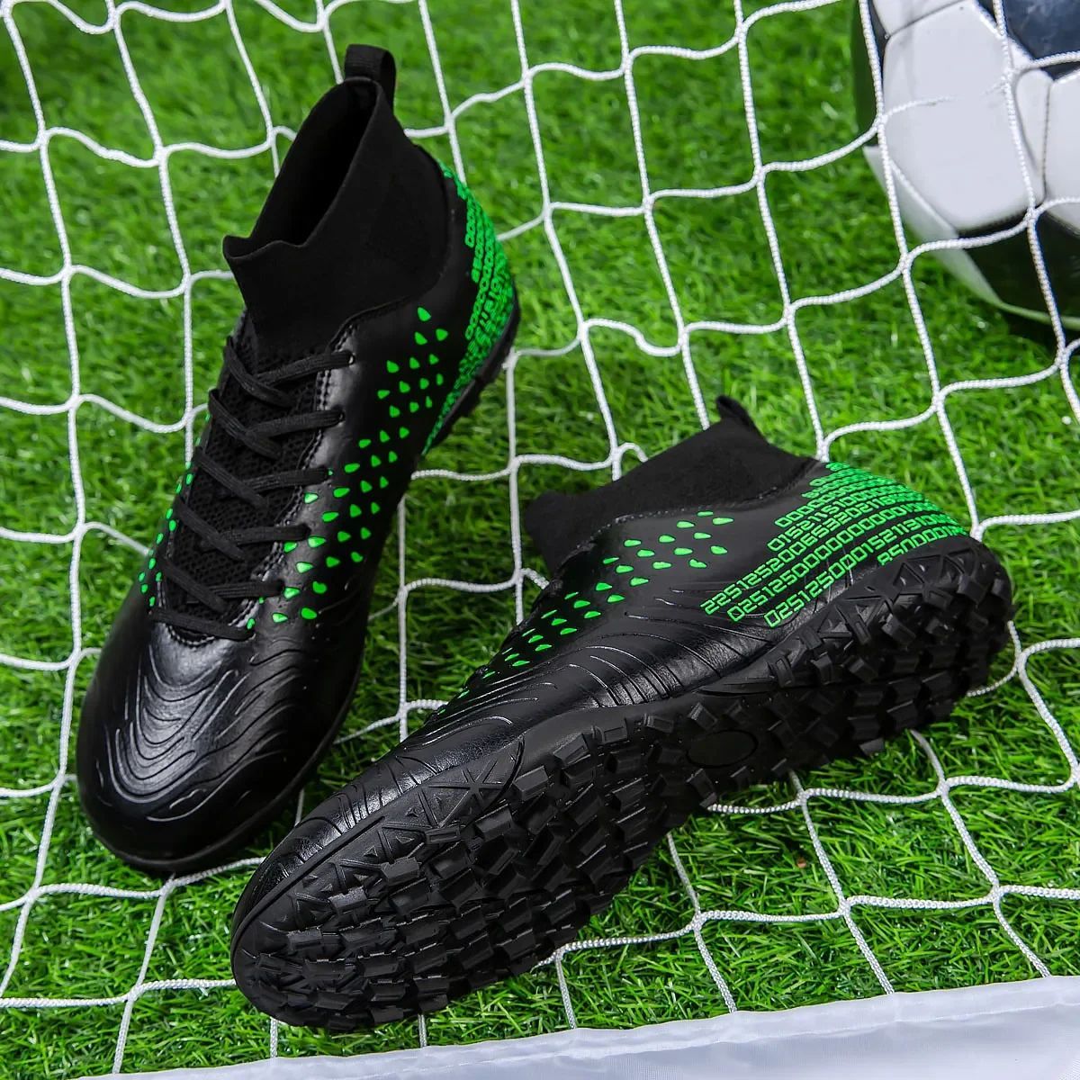 High-top Society Soccer Shoes Football Boots Men Ultra-light Kids Boy Turf Futsal Cleats Children's  Sports Training Footwear