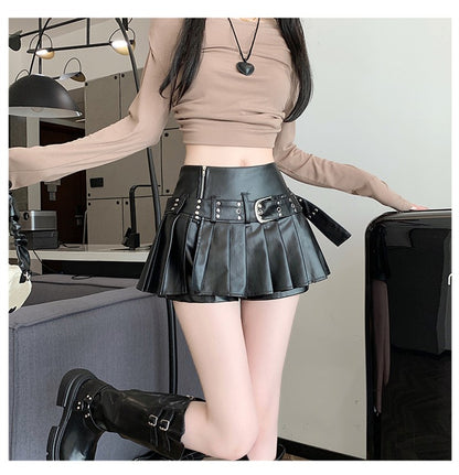 Women's Black Gothic A-line Pleated Leather Skirt Y2k Mini Shorts Skirts Harajuku Korean Emo Skirt 2000s Vintage Clothes Summer