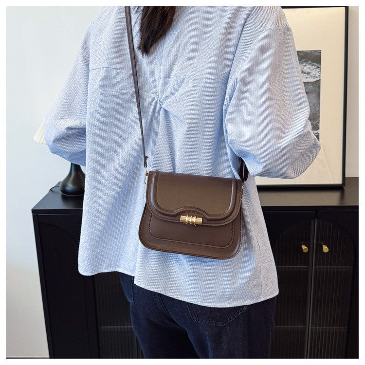 Latest Retro Crossbody Bag for Women High End Fashion Saddle Shoulder Handbag Unique Design