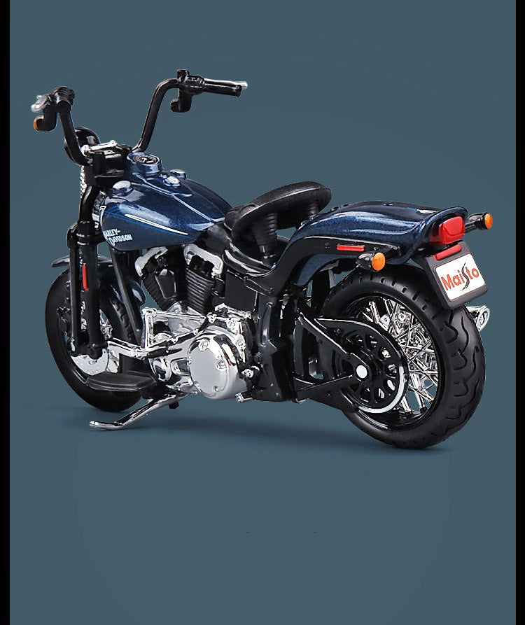 Maisto 1:18 Harley-Davidson 2008 FLSTSB Cross Bones Alloy Street Motorcycle Model Diecasts Metal Toy Collection Children Gifts