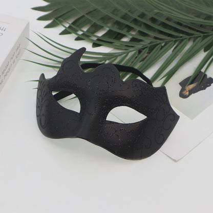 2Pcs Men Women Half Face Masks Couple Masks Sexy Painted Masquerade Mask Wedding Carnival Performance Costume Prom Party Supply