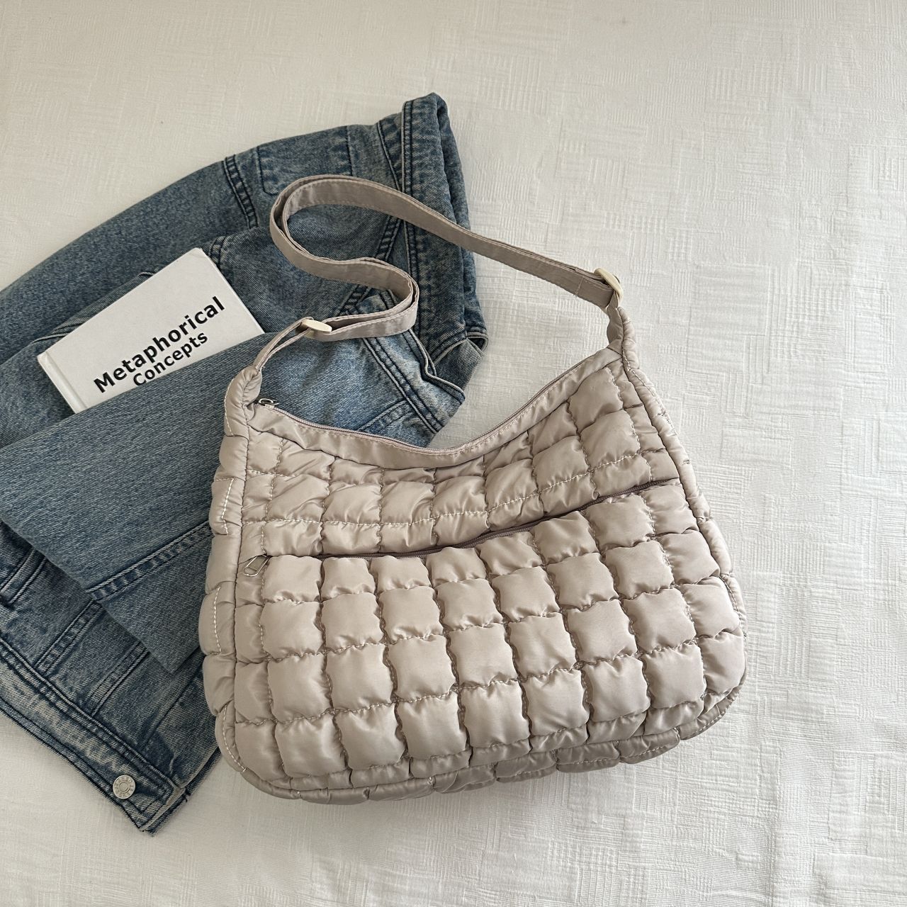 2025 New Quilted Puffer Shoulder Bag for Women Large Capacity Tote Sling Bag Fashion Casual Crossbody Satchel Bag Female Handbag