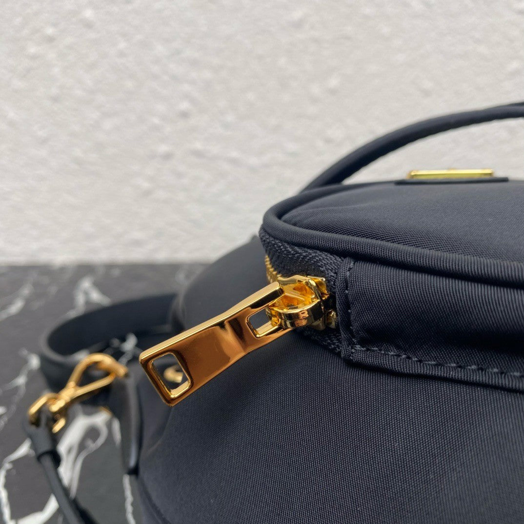 High Quality Women Designer Bags 2025 New Soft Real Leather Handbags for Women Vintage Shoulder Bag Luxury Designer Ladies