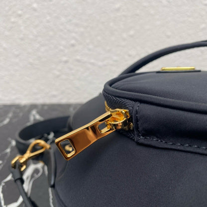 High Quality Women Designer Bags 2025 New Soft Real Leather Handbags for Women Vintage Shoulder Bag Luxury Designer Ladies