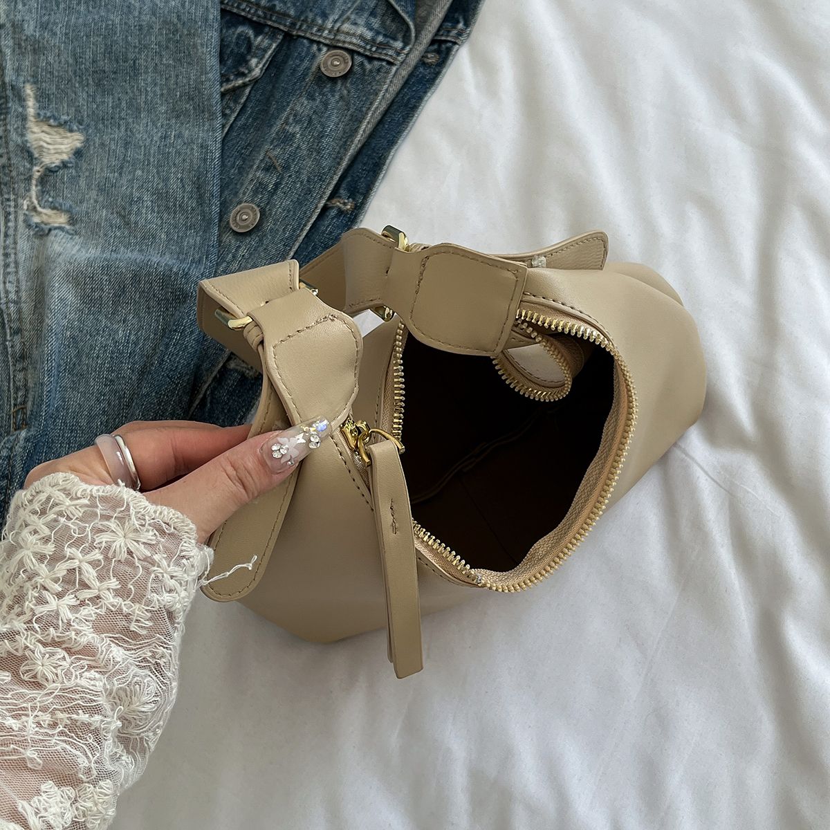 LEFTSIDE Small PU Leather Crossbody Bags for Women 2025 New Trend Retro Underarm Shoulder Bag Ladies Retro Handbags and Purses