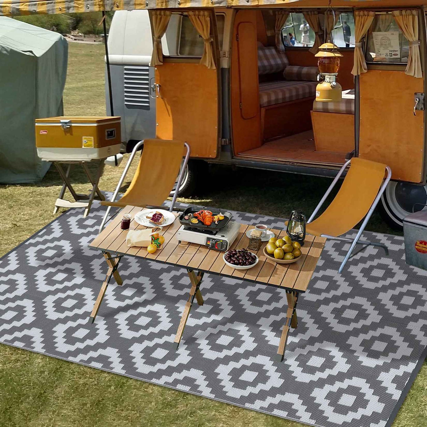 Outdoor Rug Plastic Straw Rug Modern Geometric Waterproof Rug Reversible Outdoor Floor Mat for Patio Porch Backyard Picnic Campi