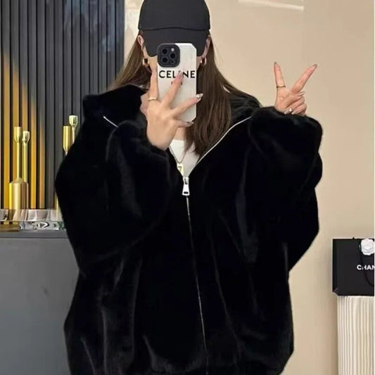 Winter New Short Fur Lined Leather Jacket Women's Hat Integrated Eco-friendly Lamb Fur Vest Women's Regular Style Coat