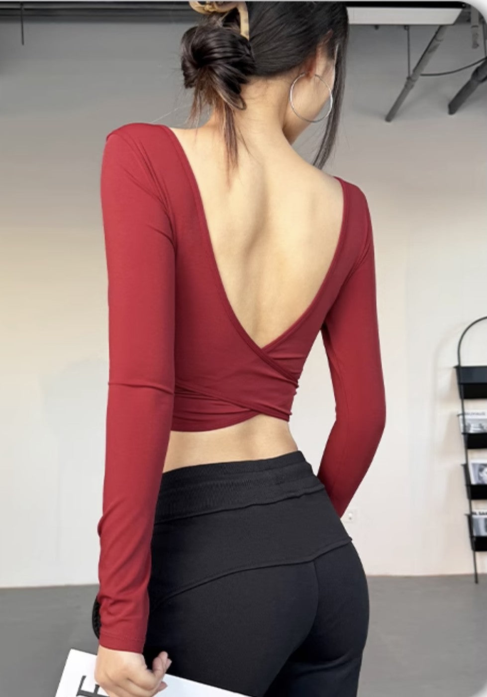 All-in-one deep V open back sexy sports top running training yoga wear slim fit slim casual fitness long sleeves