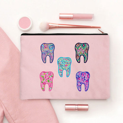 2024 Cute Teeth Cartoon White Zipper Makeup Bag Dental Clinic Storage Bag Women's Single Party Minimalist Decorative Handbag