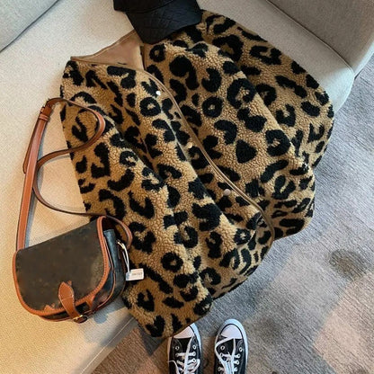 New Vintage Leopard Print Winter Warm Coats Female Fashion Lightweight Lamb Wool Jacket Women Casual Loose Plush Short Outerwear