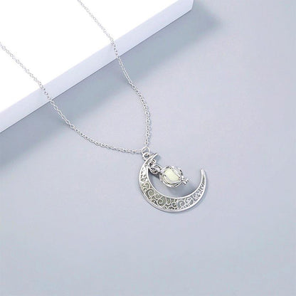 Colar com Pingente de Lua Luminosa para Meninas Adolescentes Colar Gargantilha Brilha no Escuro Joias Presentes ????????