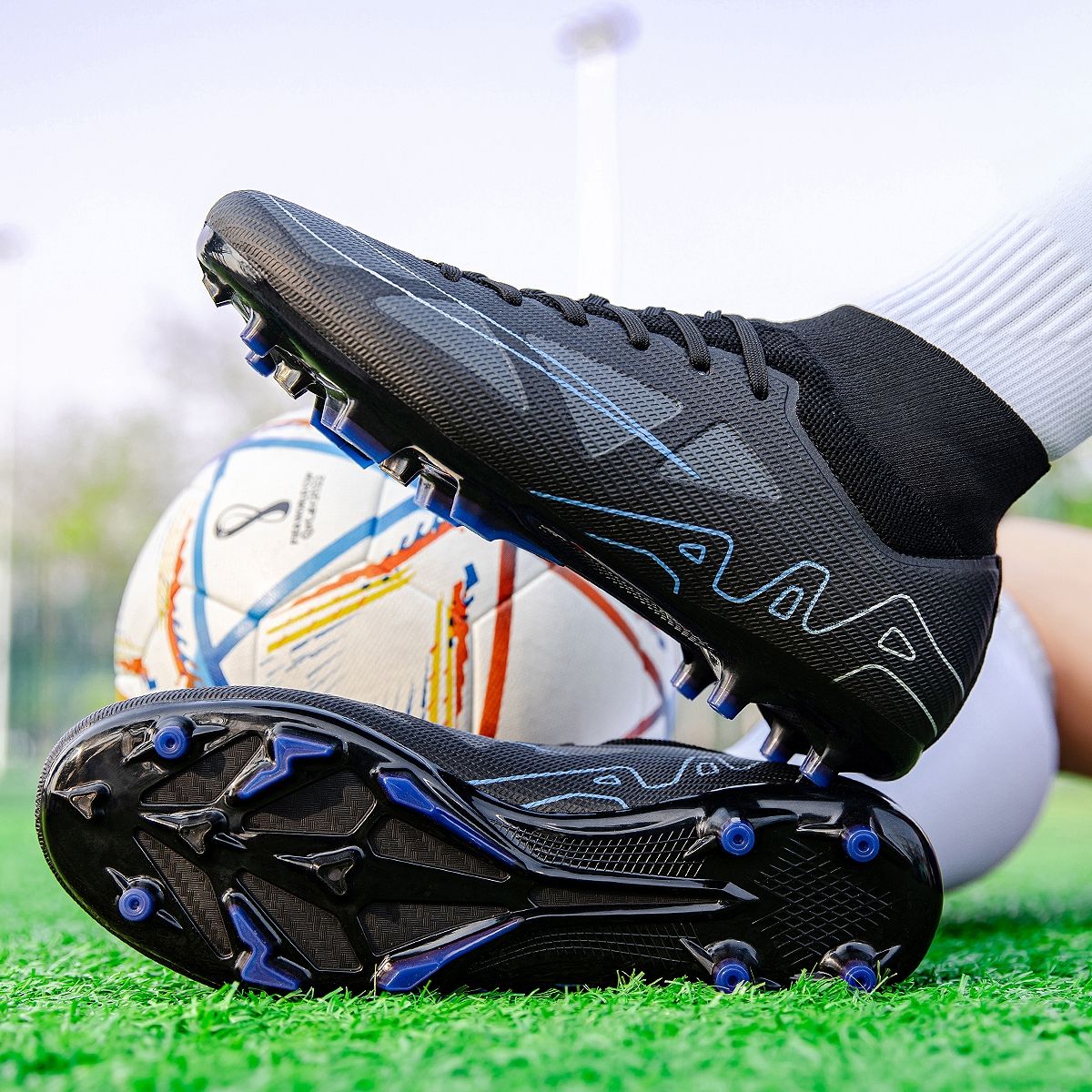 New Men High-top Football Boots Grass Cleats Non-Slip Soccer Shoes Futsal Sneakers High-quality Match Indoor Hot-selling Outdoor