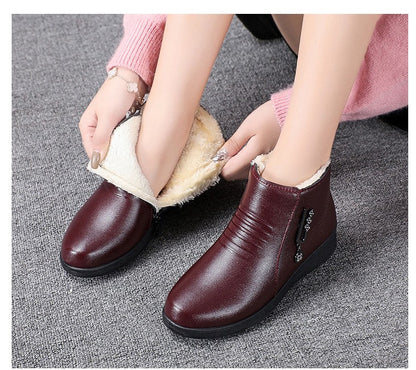 Leather Boots 2024 New Winter Middle-aged Flat Bottom Shoes for Women Soft Bottom Non-slip Wool Warm Cotton Shoes Women Boots