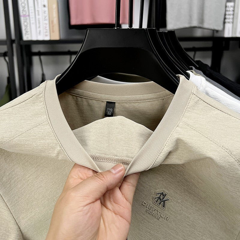 2025 New Men's Korean Style Fashion Badge Short Sleeved Sleeve Round Neck T-shirt Casual and Comfortable Summer Versatile Top