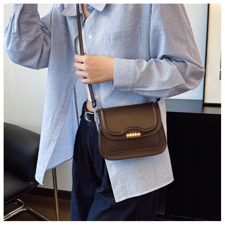 Latest Retro Crossbody Bag for Women High End Fashion Saddle Shoulder Handbag Unique Design