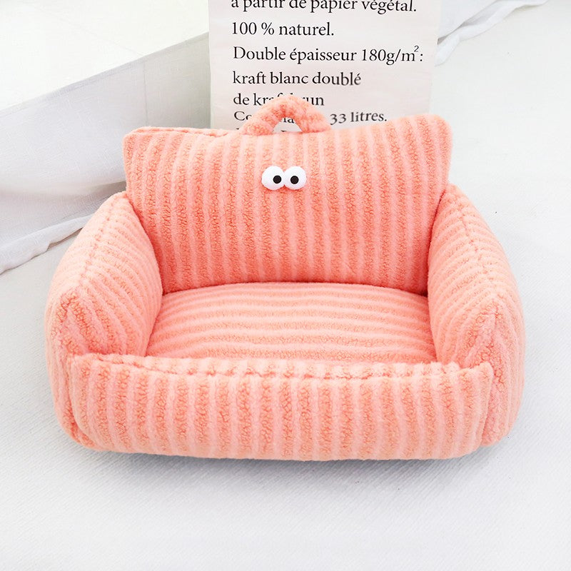 Sofá para Cães e Gatos Cartoon Sle Pet Bed Couch, Série Olhos Grandes, Travesseiro de Uso Diário Outono Inverno, Design de Sofá, Ninho para Pets, Nova Chegada