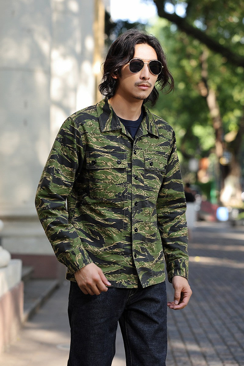 2025 Spring Men's Tiger Stripe Camo Camouflage Cargo Shirt Fashion Work Engineer Long Sleeved Shirt Jacket With Double Pockets