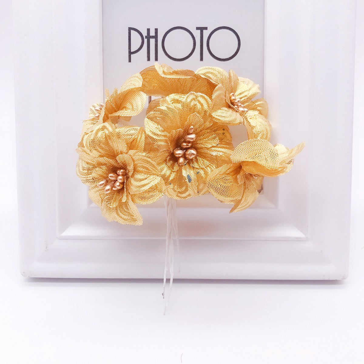 6PC Artificial Flowers Wedding Bouquet Scrapbook Christmas Decoration Wreath Home Garden Silk Stamen Tea Roses Bud Diy Gift Box