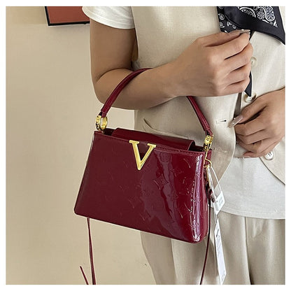 Luxury 2025 Patent Leather Bucket Bag for Women Large Capacity Tote Work Commuter Bag Chic Shoulder Crossbody Purse