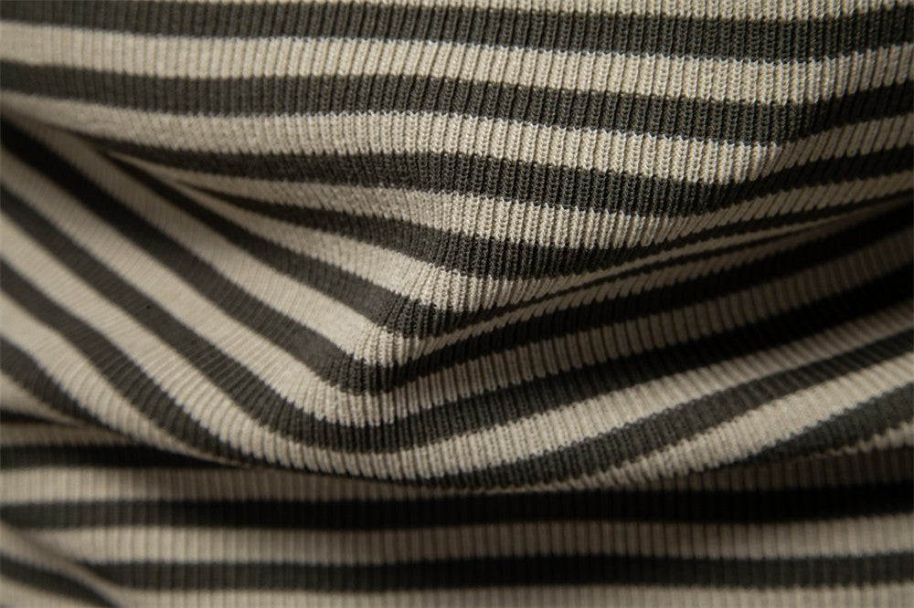 ?AIOPESON 2025 Men's Contrast Striped Polo Shirt - Lightweight V-Neck Knit Top with Breathable Textured Panels