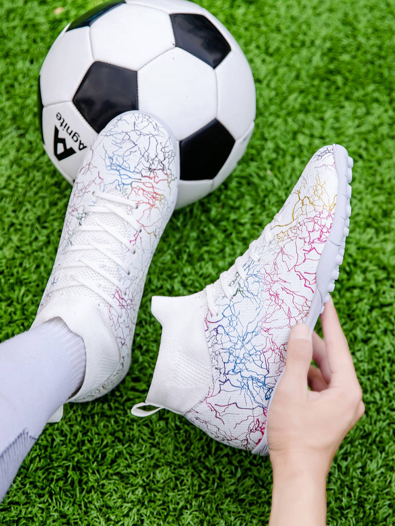 Professional High-Top Soccer Shoes for Men, Tf, Broken Nails (Referring to Cleats), Short Nails (Referring to Studs), Artificial Turf Training, Breathable, Anti-Slip