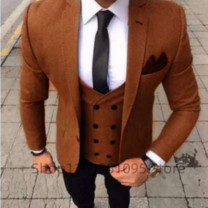 Fashionable brown suit set Suitable for formal occasions such as dinner parties, weddings, and business events. Three pieces, id