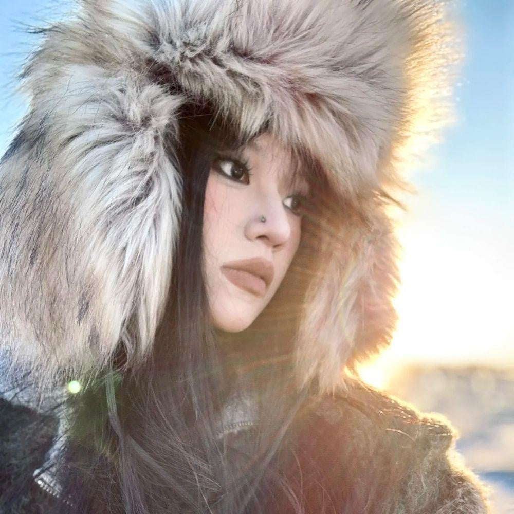 Gorro de inverno russo feminino com proteção de orelha de pele sintética, gorro corta-vento quente para senhoras, moda de luxo, chapéu de esqui de cor sólida com aba larga