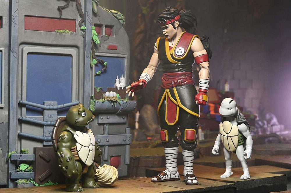 NECA 54409 Tartarugas Ninja Casey Marie com Bebê Odyn e Uno The Last Ronin The Lost Years
