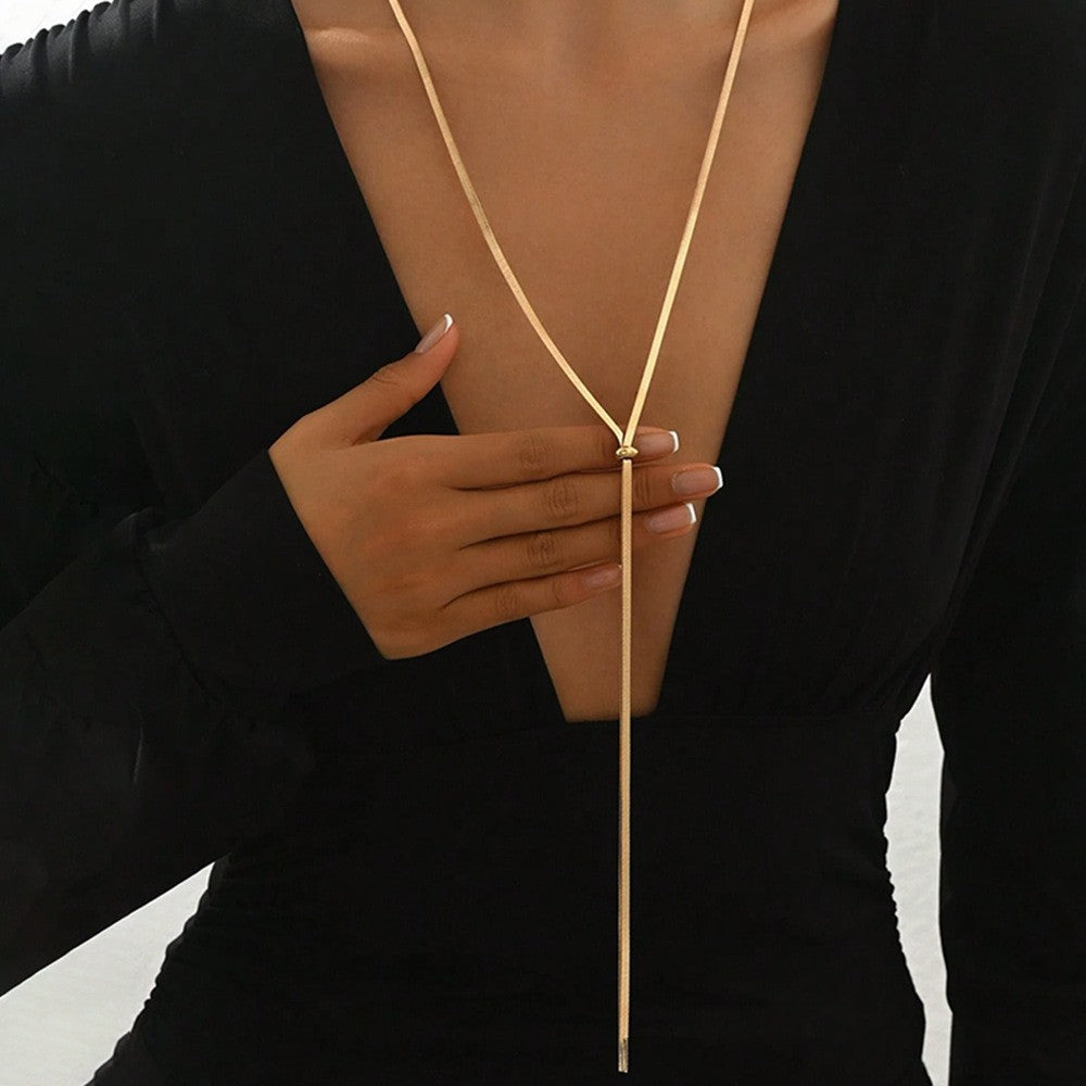 Colar Punk Feminino com Corrente Longa e Chata de Osso de Cobra Aço Inoxidável Cor Dourada Colar em Y Joias da Moda Atacado