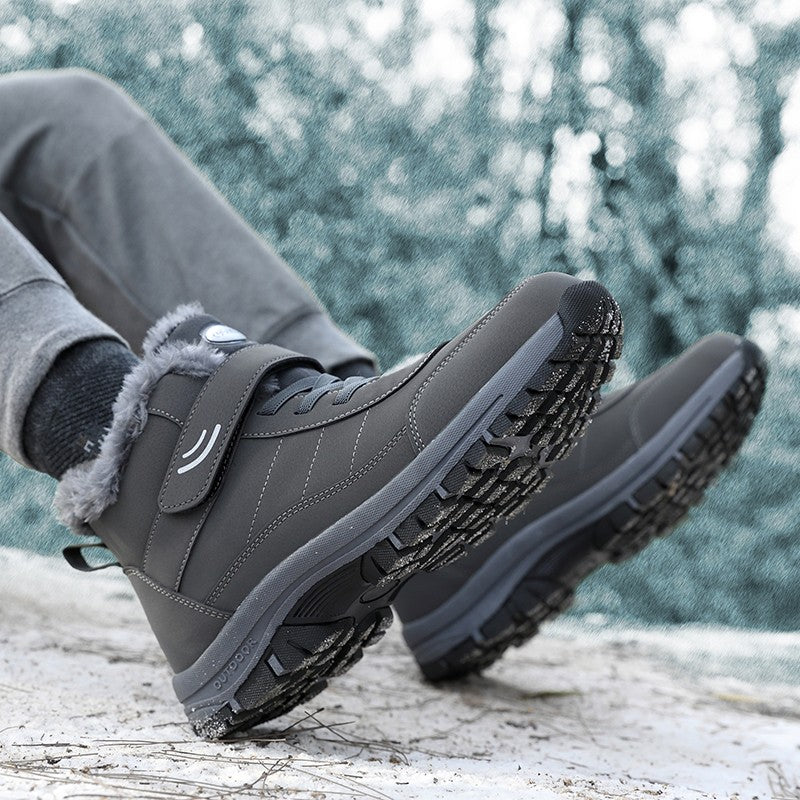 Botas de Neve Masculinas Casuais de Inverno Plataforma Antiderrapante Botas de Tornozelo Quentes de Pelo Coturno de Pelúcia para Combate Caminhada ao Ar Livre Motocicleta