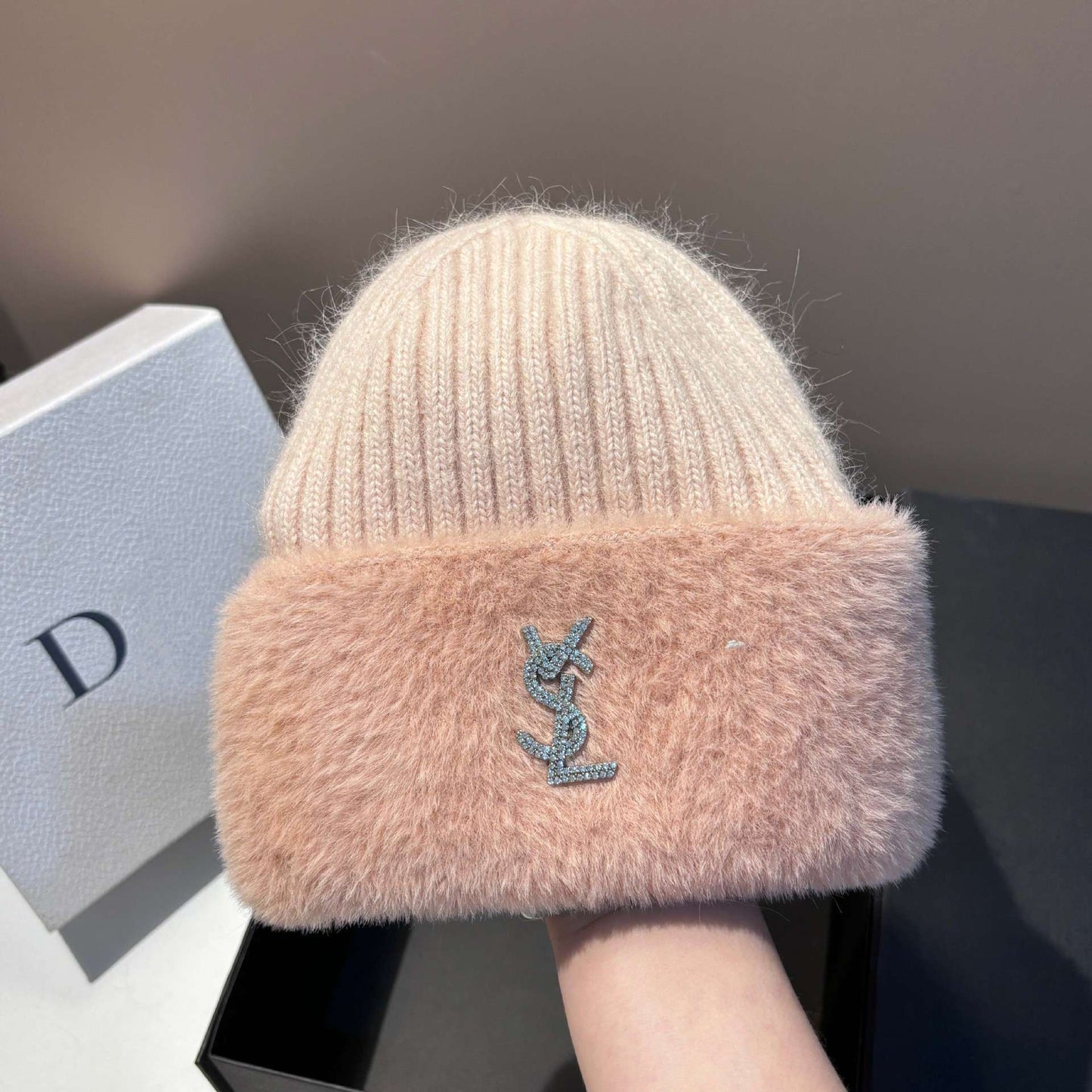 Warm Mink Fur Knitted Hat for Women Winter Luxury Ear Protection Beanie Fashion Soft Stretchable Cap