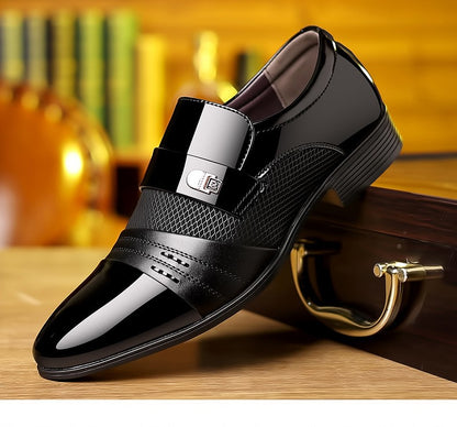 Oxford Shoes Men's Luxury Lacquer Wedding Shoe Pointed Toe Dress Shoes for Men Classic Business Men Leather Shoes Big Size 38-48