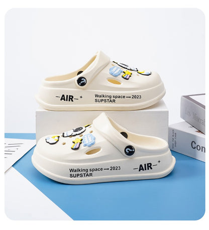 Kids Summer Sandals EVA Design Children Slippers Soft Non Slip Platform Slides Outdoor Garden Shoes High Quality Fashion Shoes