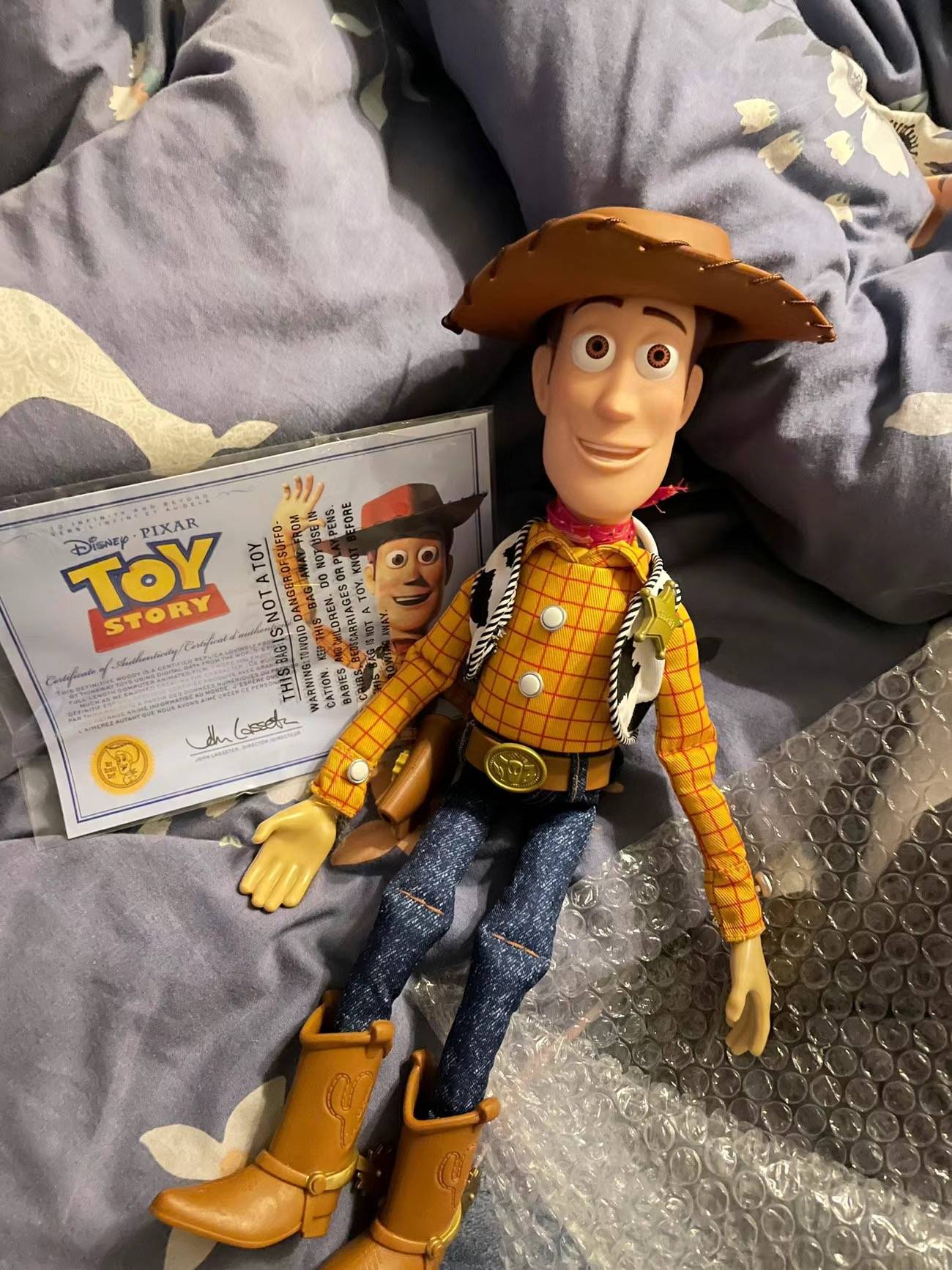 Quente 40cm Disney Pixar Toy Story Bonecos de Ação Woody Filme Inglês Som Personagem Boneco de Pano Caubói Presente de Aniversário Para Crianças