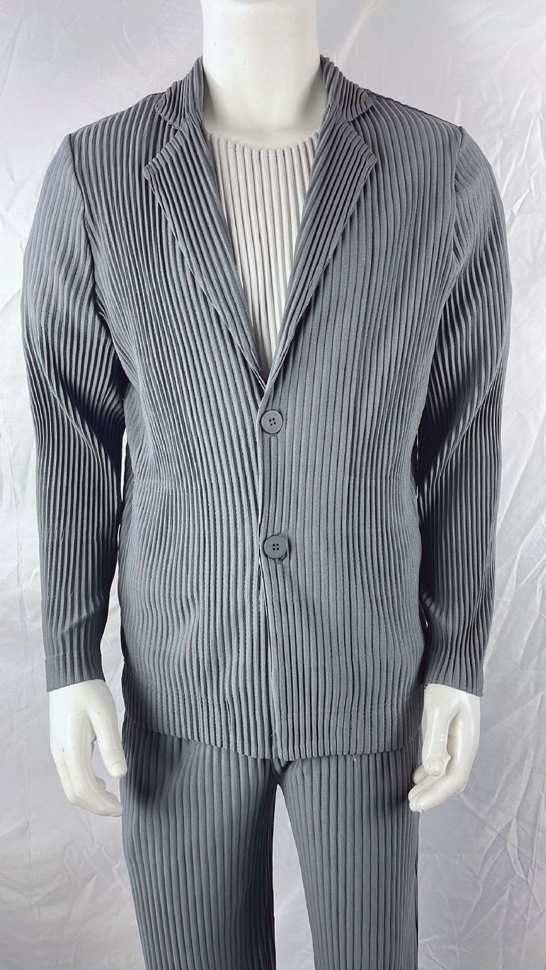 Miyake New 2025 Spring Suit Long Sleeve Pleated Pleated Men's Jacket Lapel Pleated Solid Color Fashion Loose Plisse Casual Top