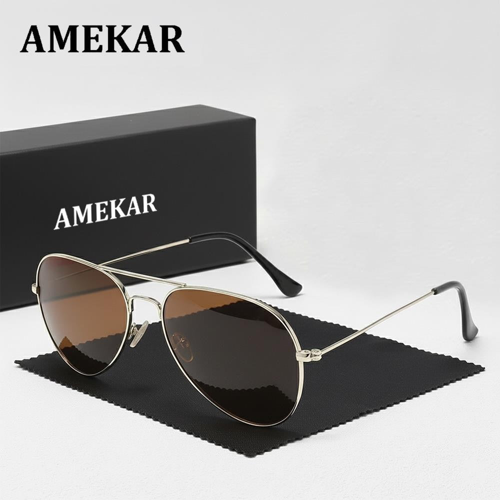 Classic Retro Pilot Sunglasses Men Luxury Metal Black Aviation Sun Glasses Male Fashion Driving Vacation Shades UV400 Polarized