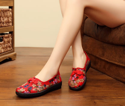 Women's Ethnic Embroidered Flats Soft Bottom Non-Slip Middle-aged Flat Mom Shoes Female Old Beijing Cloth Shoes