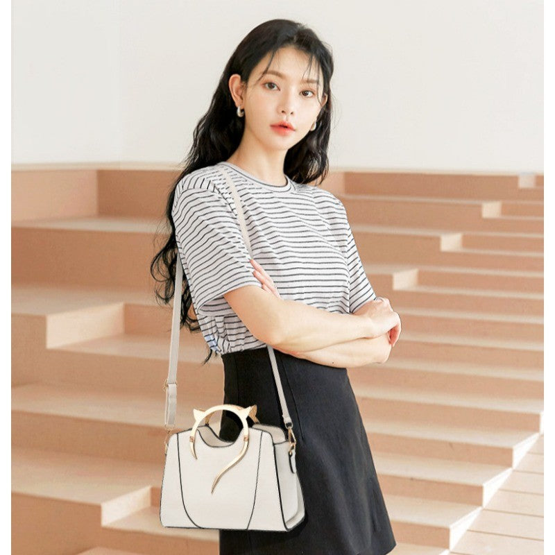Trendy Fashion PU Leather Shoulder Bag Women's Chain Crossbody Small Purse Underarm Square Satchel Handbag